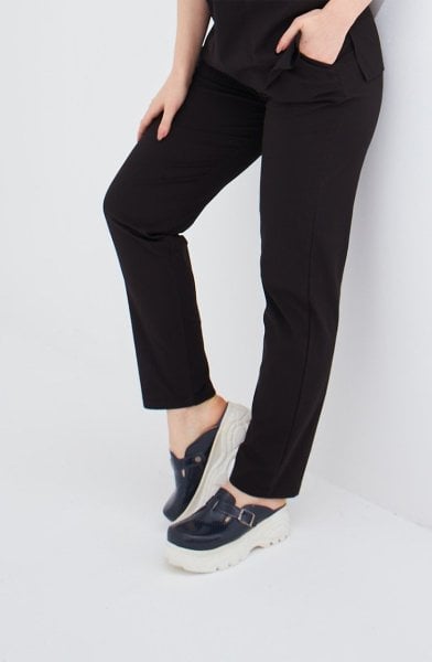 Siyah Likralı Pantolon